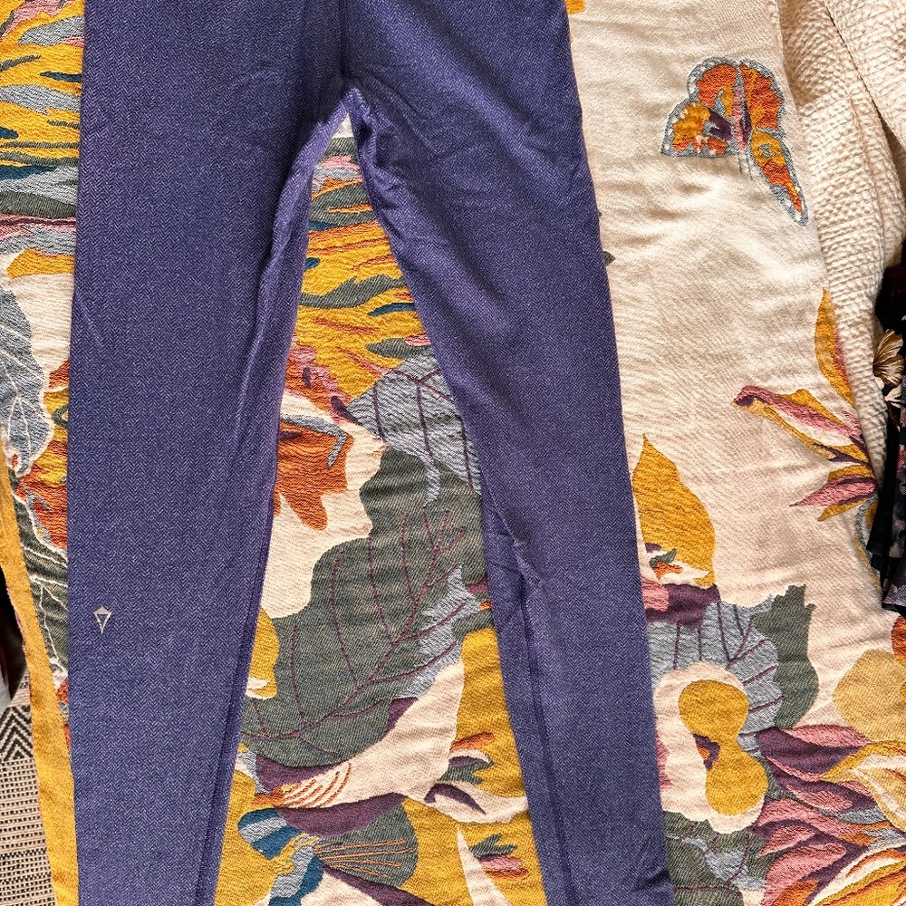 Ivivva girls leggings
